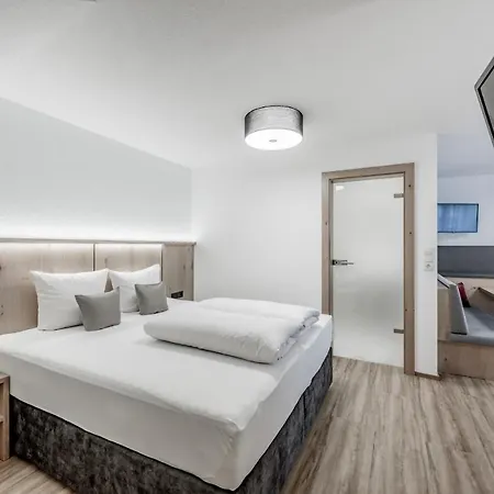 Montanara 4*