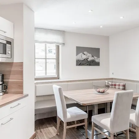 Aparthotel Montanara 4*